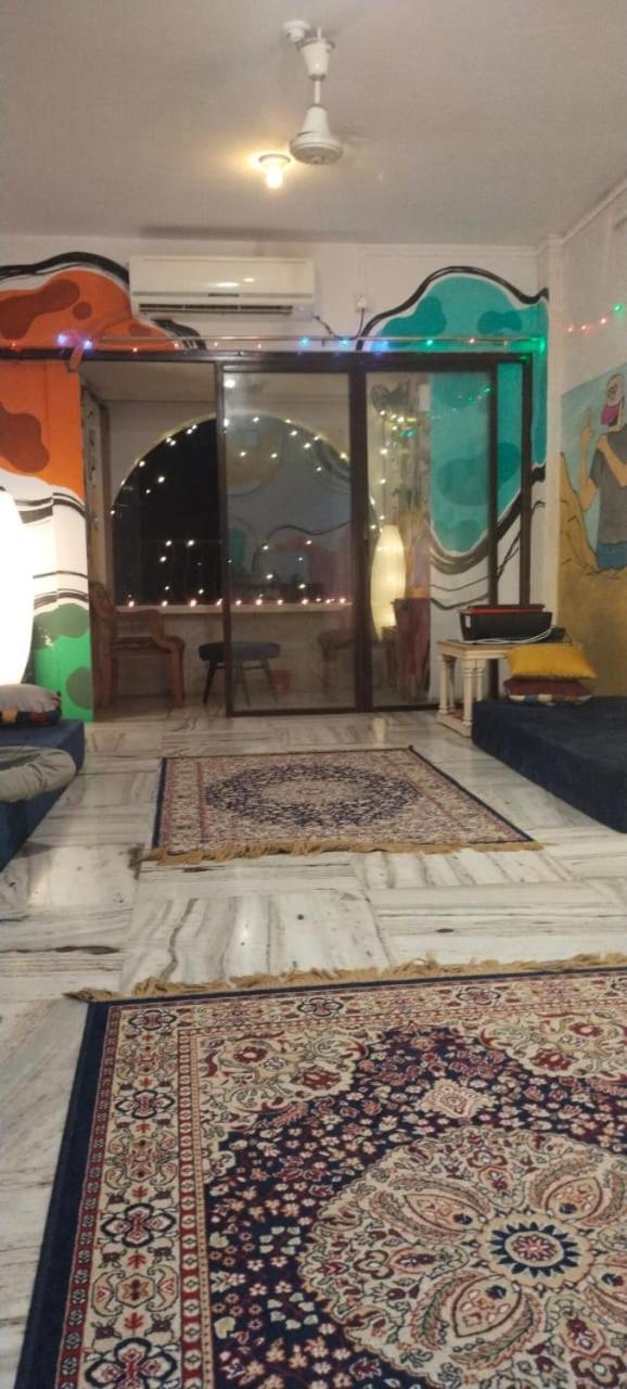 Krazy Solo Hostel Мумбаї Екстер'єр фото